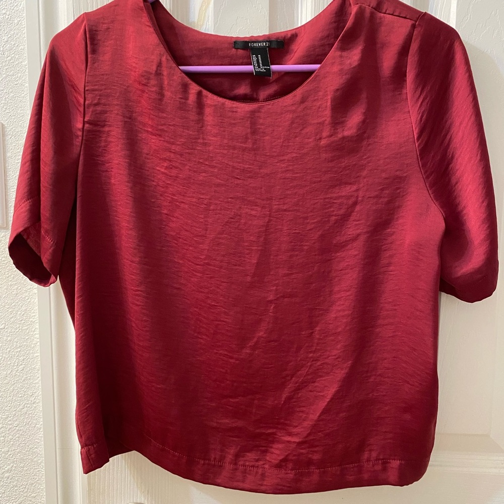 Maroon crop top